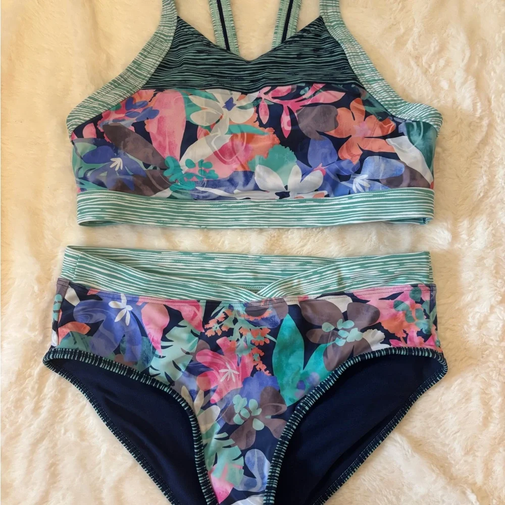 NEW Athleta Girl Striped Bikini Bottom - Picture 1 of 4